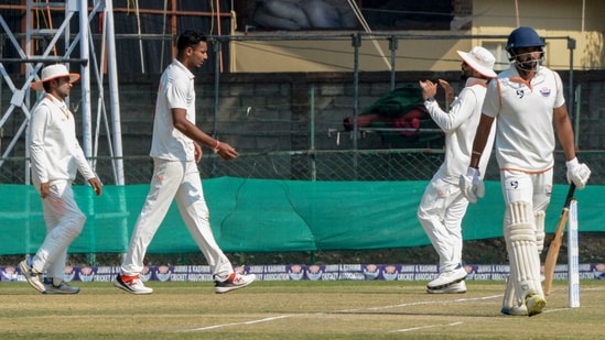 Ranji Trophy Round 3 began on Monday. Ranji Trophy Round 3 began on Monday.