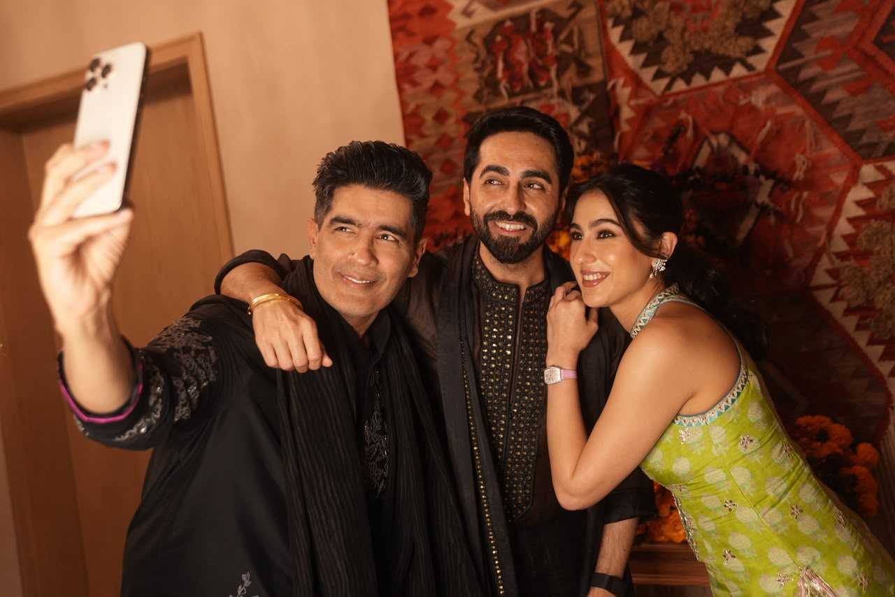 Manish Malhotra and Sara Ali Khan at Ayushmann Khurrana's Diwali bash. Manish Malhotra and Sara Ali Khan at Ayushmann Khurrana's Diwali bash.