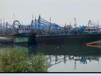 Thoothukudi Fishermen Stay Ashore for Second Day Amid Cyclone Warning