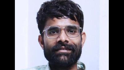 Devpalik Gupta’s body was spotted along the tracks between Ranchi and Muri Junction on Tuesday afternoon. (X/IIMCAA) Devpalik Gupta’s body was spotted along the tracks between Ranchi and Muri Junction on Tuesday afternoon. (X/IIMCAA)