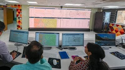 The facility has been set up on the 16th floor of the STC building at Janpath, where CAQM works out of. (RAJ K RAJ /HT PHOTO) The facility has been set up on the 16th floor of the STC building at Janpath, where CAQM works out of. (RAJ K RAJ /HT PHOTO)