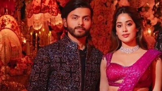 Janhvi Kapoor recalls Shikhar Pahariya's support after Sridevi's death.