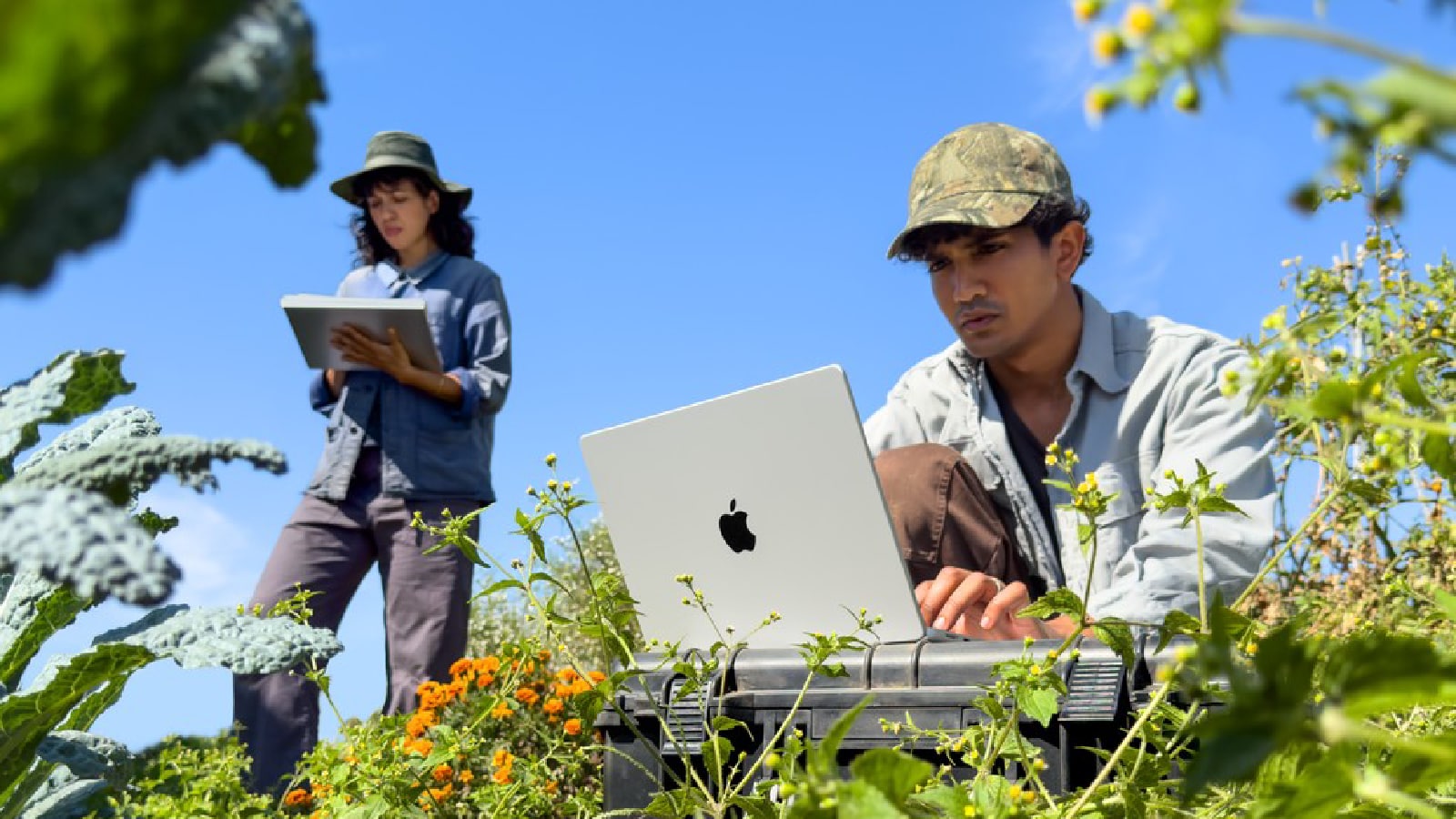 New 14-inch MacBook Pro with M6 chip. (Apple)
