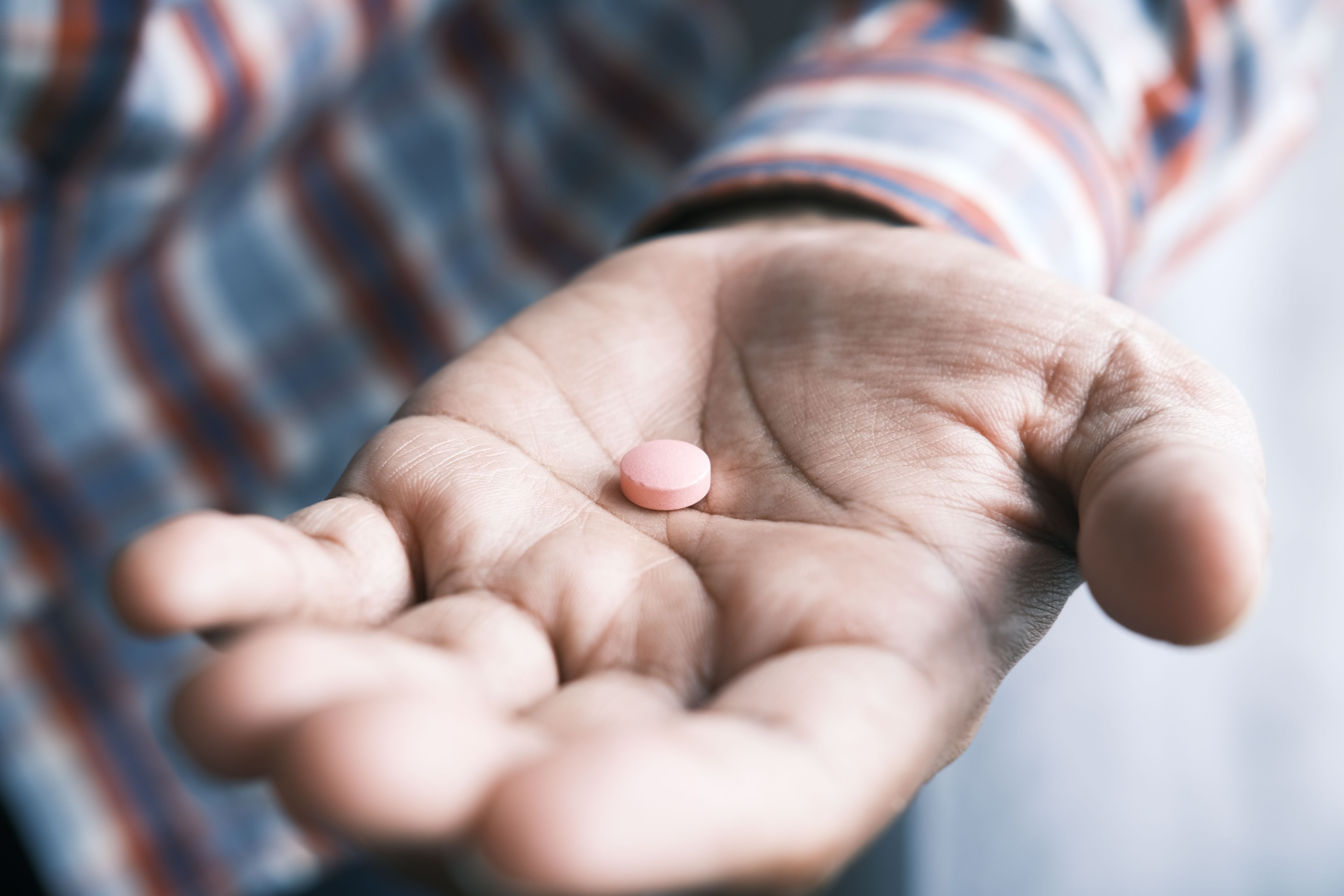 Using pain-relief medication without consulting a doctor for persistent pain is not recommended by Dr Mahajan. (Pexel) Using pain-relief medication without consulting a doctor for persistent pain is not recommended by Dr Mahajan. (Pexel)