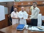 A letter submitted to MC commissioner Ankur Mahindroo in Ludhiana on Tuesday. (HT Photo)