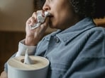 Signs of a cold can be much more than a seasonal allergy at this time of the year. (Pexel)