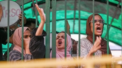 Students of Jamia Millia Islamia protest over their demands on the university campus, in New Delhi. (Sanjeev Verma/ HT Photo)