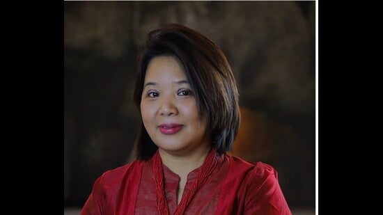 Author Hoihnu Hauzel (Courtesy www.hoihnuhuazel.com)