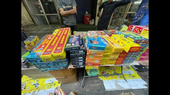 Earlier on October 23, during a spot check by HT in Gadoli, traders were found selling firecrackers without visible green certification markings, alongside products they advertised as green crackers. (HT Archive)
