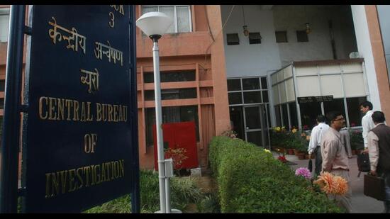 The Central Bureau of Investigation arrested an income tax inspector after he was allegedly caught accepting ₹15 lakh in cash as a bribe from a person to close a departmental proceeding against him regarding a benami property. (HT Photo)