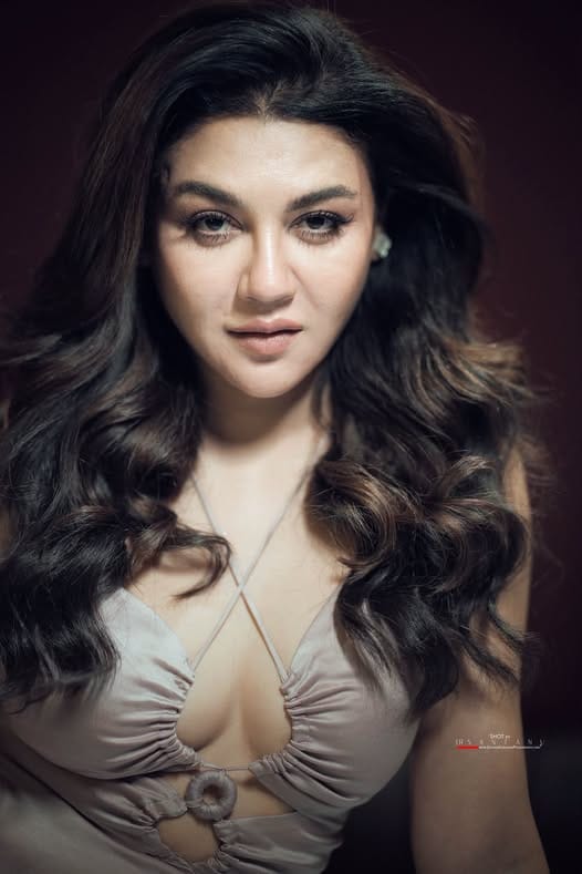 জয়ার বয়স রহস্য জয়ার বয়স রহস্য