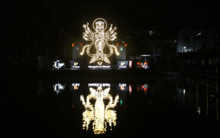 Through familiar screen characters, music and sports initiatives, and a clean-energy installation at a Kolkata Durga Puja pandal, VIDA brought its EVOOTER message into festive life. (VIDA) Through familiar screen characters, music and sports initiatives, and a clean-energy installation at a Kolkata Durga Puja pandal, VIDA brought its EVOOTER message into festive life. (VIDA)