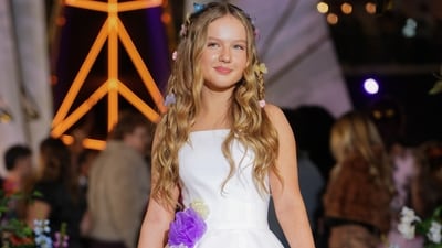 Irish actor Molly McCann plays Louella McCoy in the prequel film The Hunger Games: Sunrise on the Reaping. For the UK premiere, she donned an adorable white tulle dress embroidered with colourful 3D tulle flowers.&nbsp; (AP Photo/Scott Garfitt)