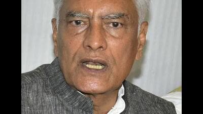 Jakhar said the marathon had been organised annually for the past eight years, with thousands of young people participating in the campaign against drugs. (HT File) Jakhar said the marathon had been organised annually for the past eight years, with thousands of young people participating in the campaign against drugs. (HT File)