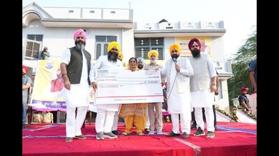 Punjab chief minister Bhagwant Mann addressing a gathering during the Lok Milni event in Ludhiana on Thursday. (HT Photo) Punjab chief minister Bhagwant Mann addressing a gathering during the Lok Milni event in Ludhiana on Thursday. (HT Photo)