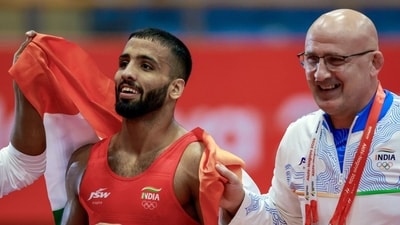 Sujeet Kalkal lost against Abdulmazhid Kudiev in the World Championships. (PTI) Sujeet Kalkal lost against Abdulmazhid Kudiev in the World Championships. (PTI)