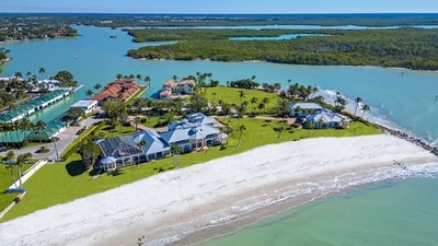 For more than a year, the identity of the Gordon Drive buyer has been cloaked in secrecy, shielded by a land trust and strict nondisclosure agreements.