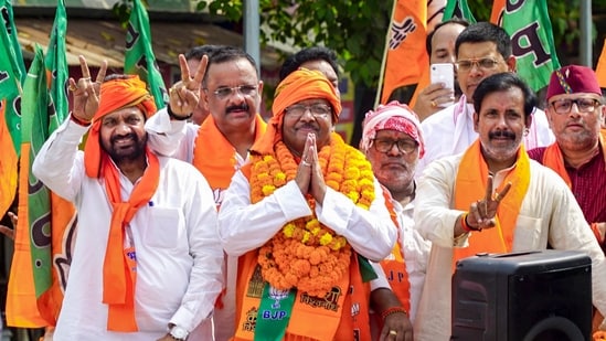 BJP's Kedarnath Singh thanked graduate voters for their support and said he accepted the public mandate with humility. (PTI)