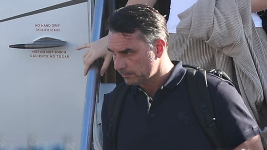 How Bolsonaro Fled Brazil: Decoys, a Private Jet and a Friend in the White House