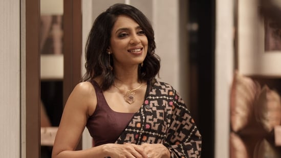 Sobhita Dhulipala's love for handlooms reflects in her own personal style.