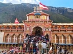 File photo: Devotees queue outside the Shri Badrinath Dham temple to offer prayers 