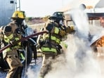 A fire in Middletown, PA, caused the former railroad station to collapse, disrupting nearby rail services.