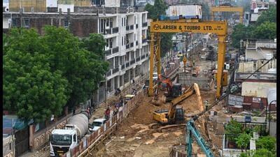 Delhi is dotted with large infrastructure projects, many of them exempted from construction curbs even under the strictest stage of the Graded Response Action Plan. (Sanchit Khanna/HT Photo)