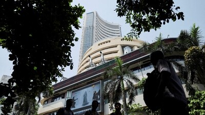 Indian stocks opened flat on Friday as the market deals with higher crude oil prices and jump in IT stocks. (REUTERS/Represetational)
