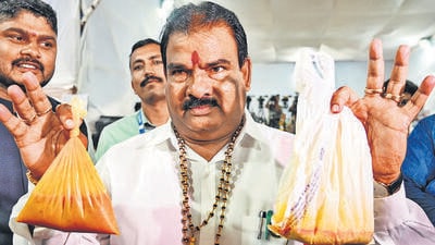 Mumbai, India. July 09, 2025: Sanjay Gaikwad, an MLA from the Shiv Sena (Shinde faction), arrived at the Maharashtra Assembly session with stale dal. He slapped a canteen staff member at the Akashwani MLA Hostel canteen who had served him the stale dal. Mumbai, India, July 09, 2025. (Photo by Raju Shinde/HT Photo) (Raju Shinde)