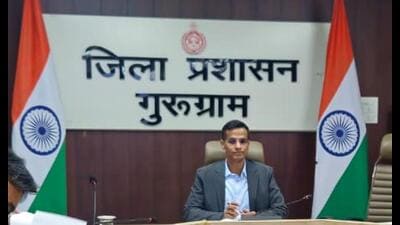 Singh directed officials to ensure that road signboards were not used to display advertisements (HT)