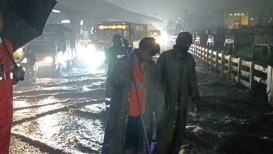 హైదరాబాద్లో భారీ వర్షం