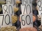 Samples of pulses are displayed in a wholesaler (File)
