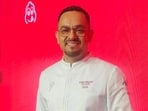 An Indian chef gave up his fine-dining career to sell chole bhature in Dubai and drew long queues of customers.