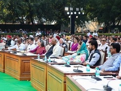 জ্ঞানেশ কুমারের 'ইমপিচমেন্ট' চেয়ে মল্লিকার্জুন খাড়গের বাড়িতেই মক পার্লামেন্ট