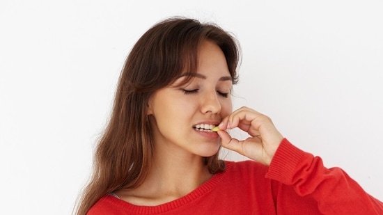 Fertility supplements are not a substitute for a healthy lifestyle, and not all products have strong scientific evidence, per Dr Reema Sircar. (Freepik)