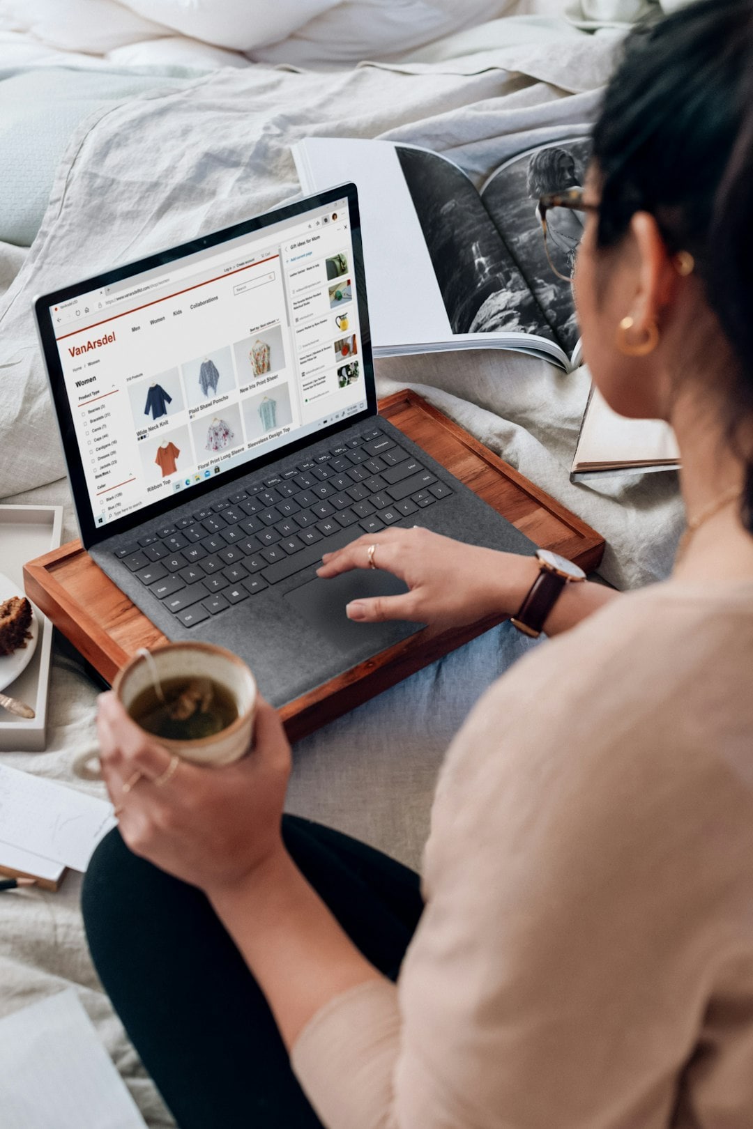 Shop-and-deliver apps and quick-turn delivery have become downright addictive. (Unsplash)