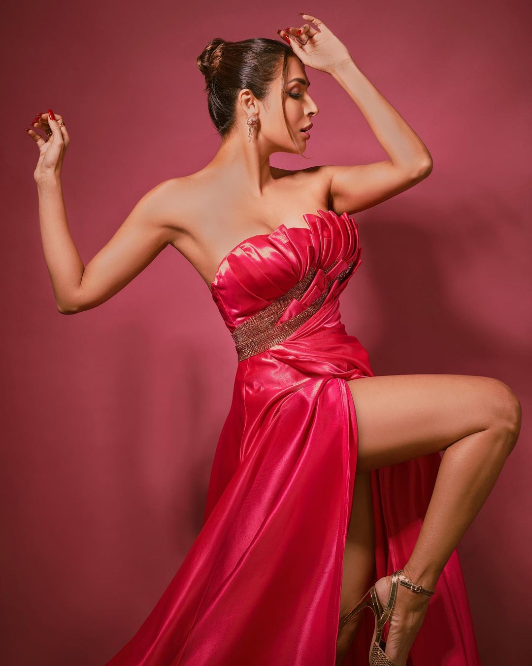 malaika arora pink dress Malaika Arora In Lovely Pink Outfits